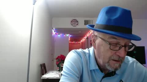 Snapshot of pipewizard chatting on 12-12-24, 12:27 pipewizard online show from 12-12-24, 12:27