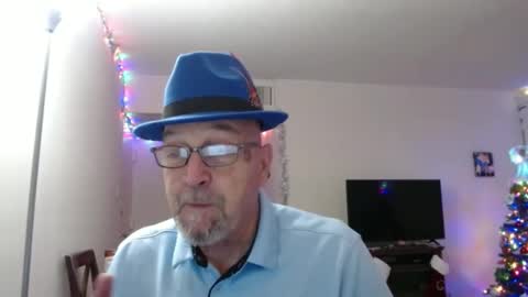 Snapshot of pipewizard chatting on 12-28-24, 12:15 pipewizard online show from 12-28-24, 12:15