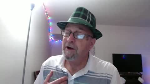 Snapshot of pipewizard chatting on 12-29-24, 12:20 pipewizard online show from 12-29-24, 12:20