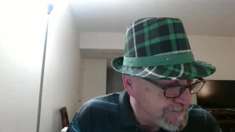 Snapshot of pipewizard chatting on 01-16-25, 11:37 pipewizard online show from 01-16-25, 11:37