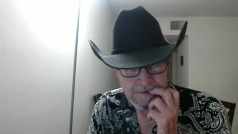 Snapshot of pipewizard chatting on 02-01-25, 12:07 pipewizard online show from 02-01-25, 12:07