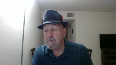 Snapshot of pipewizard chatting on 02-16-25, 12:30 pipewizard online show from 02-16-25, 12:30