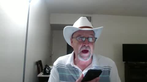 Snapshot of pipewizard chatting on 02-19-25, 11:25 pipewizard online show from 02-19-25, 11:25