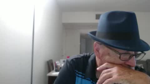 Snapshot of pipewizard chatting on 09-16-25, 10:55 pipewizard online show from 09-16-25, 10:55