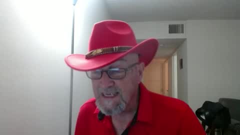 Snapshot of pipewizard chatting on 10-22-25, 11:04 pipewizard online show from 10-22-25, 11:04