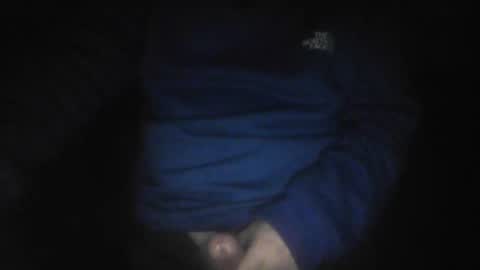 Snapshot of pipi2704 chatting on 12-19-24, 03:40 pipi2704 online show from 12-19-24, 03:40