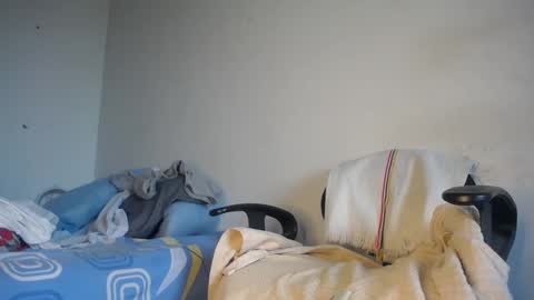 Snapshot of pirata_privado chatting on 09-17-25, 12:40 pirata_privado online show from 09-17-25, 12:40