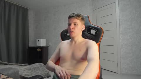 Pierre online show from 02-25-25, 03:42