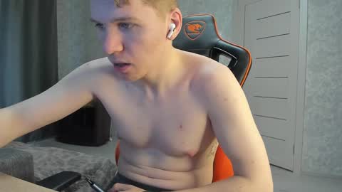 Pierre online show from 02-25-25, 01:39