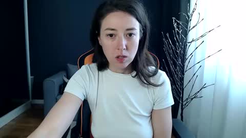 Snapshot of piscesgirl06 chatting on 10-29-25, 06:26 piscesgirl06 online show from 10-29-25, 06:26