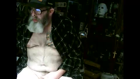 Snapshot of pitman1 chatting on 03-12-25, 12:57 PitMan1 online show from 03-12-25, 12:57