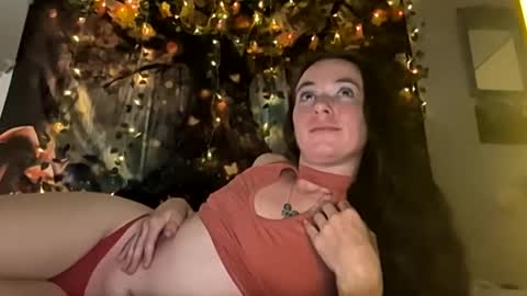 Snapshot of pixie_bella chatting on 09-30-25, 02:27 pixie_bella online show from 09-30-25, 02:27