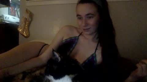 pixie_bella online show from 12-17-25, 09:21