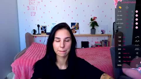 Molly online show from 04-29-26, 04:05