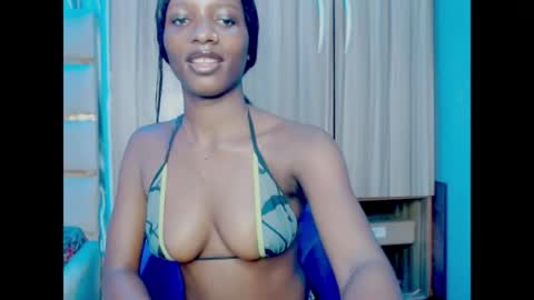 Ella online show from 06-06-26, 06:51