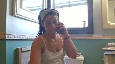 PixieLuxXx online show from 04-14-26, 01:06