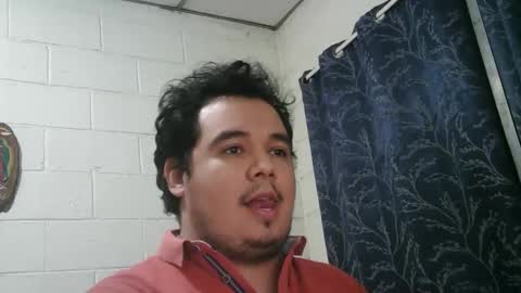Snapshot of pjrgg77 chatting on 01-16-26, 01:31 Pablo online show from 01-16-26, 01:31