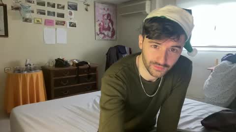 Snapshot of placebo14 chatting on 12-29-24, 12:45 placebo14 online show from 12-29-24, 12:45