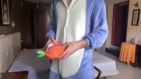 Snapshot of placebo14 chatting on 01-30-25, 10:19 placebo14 online show from 01-30-25, 10:19