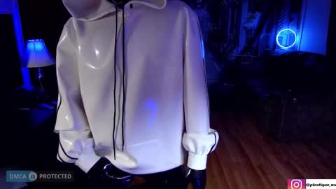 Snapshot of plasticme chatting on 03-08-26, 04:33 plasticme online show from 03-08-26, 04:33