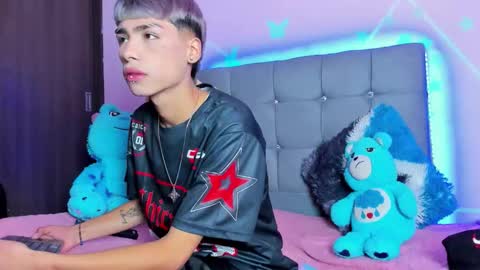 Snapshot of playboy_bunnyy chatting on 09-10-25, 04:51 playboy_bunnyy online show from 09-10-25, 04:51