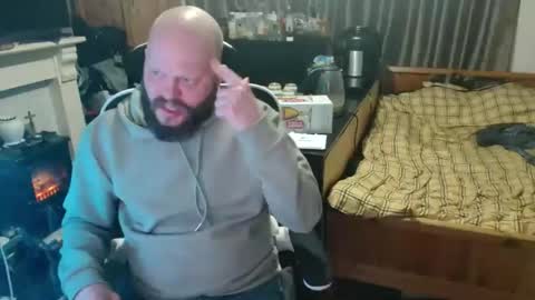 playboy_horny online show from 04-17-26, 10:57