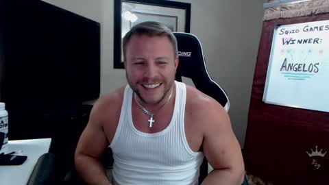 Snapshot of player2pawns chatting on 01-08-25, 06:09 Player online show from 01-08-25, 06:09