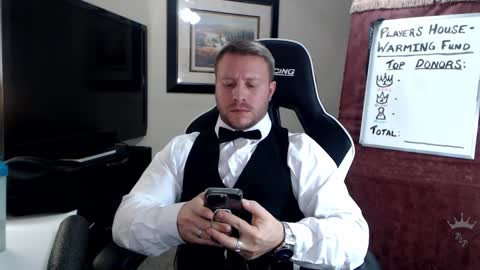 Snapshot of player2pawns chatting on 02-05-25, 02:40 Player online show from 02-05-25, 02:40