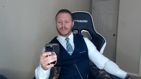 Player online show from 04-01-26, 02:23