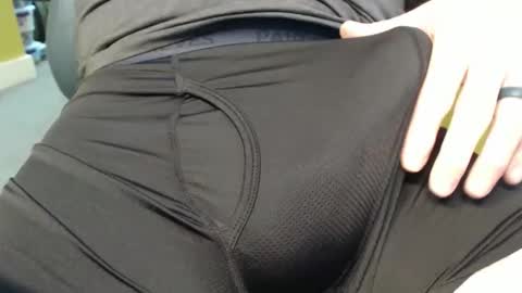 playful_hon online show from 05-12-26, 04:37