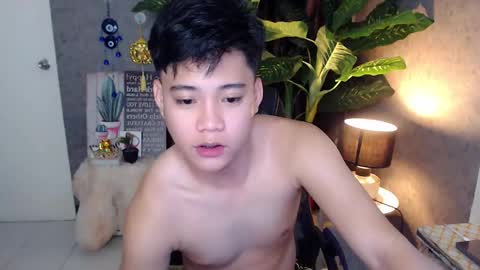 Snapshot of playful_kenzo chatting on 01-07-25, 04:16 Kenzo online show from 01-07-25, 04:16