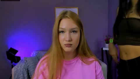 Sophie online show from 11-21-25, 10:25