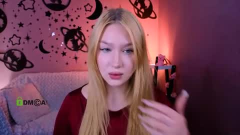 Sophie online show from 06-08-26, 07:14