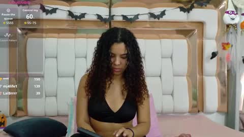 SAMARA  online show from 10-23-25, 02:44