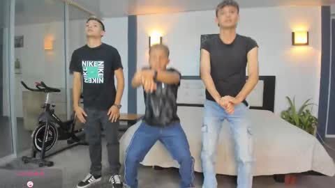 Snapshot of playhardsex chatting on 11-09-25, 11:03 online show from 11-09-25, 11:03