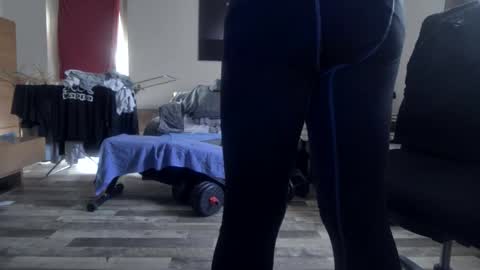 Hello ask me  . Im glad  to see you here in my room. Welcome PVT is open online show from 11-02-25, 09:22