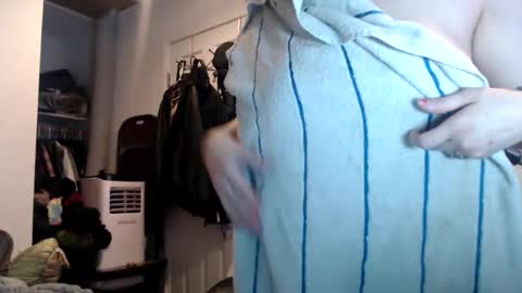 Snapshot of pleasantdinosaurus7537 chatting on 10-07-25, 04:31 pleasantdinosaurus7537 online show from 10-07-25, 04:31