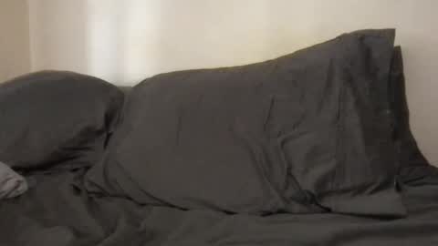 Snapshot of pleasesitonmycock chatting on 01-01-25, 06:27 PleaseSitOnMyCock online show from 01-01-25, 06:27