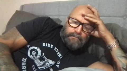 Snapshot of pleasesitonmycock chatting on 09-28-25, 12:43 PleaseSitOnMyCock online show from 09-28-25, 12:43