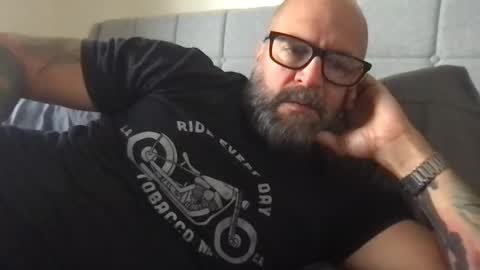 Snapshot of pleasesitonmycock chatting on 05-12-26, 04:37 PleaseSitOnMyCock online show from 05-12-26, 04:37