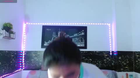 Snapshot of pleassing_neighbour chatting on 05-15-26, 03:13 Zalome online show from 05-15-26, 03:13