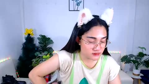 Snapshot of ploysaithailand chatting on 06-14-26, 11:07 Ploysai online show from 06-14-26, 11:07
