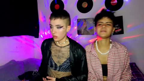   online show from 12-06-24, 01:18