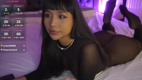 Snapshot of pocahontas000 chatting on 03-05-25, 10:10 online show from 03-05-25, 10:10