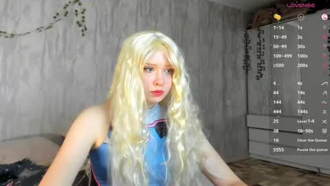 Snapshot of pocet_barbie chatting on 07-09-26, 06:28 Mary online show from 07-09-26, 06:28