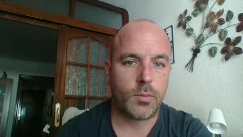 Snapshot of pocoyotop chatting on 12-05-24, 12:22 pocoyotop online show from 12-05-24, 12:22