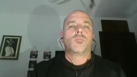 Snapshot of pocoyotop chatting on 12-30-24, 01:26 pocoyotop online show from 12-30-24, 01:26