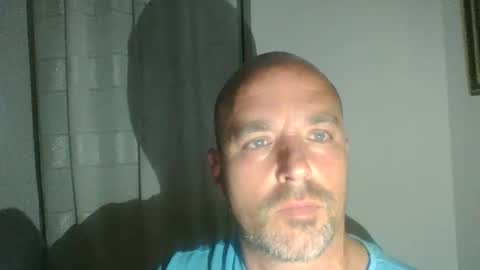 Snapshot of pocoyotop chatting on 02-15-25, 04:03 pocoyotop online show from 02-15-25, 04:03