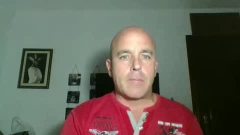 Snapshot of pocoyotop chatting on 12-21-25, 11:23 pocoyotop online show from 12-21-25, 11:23