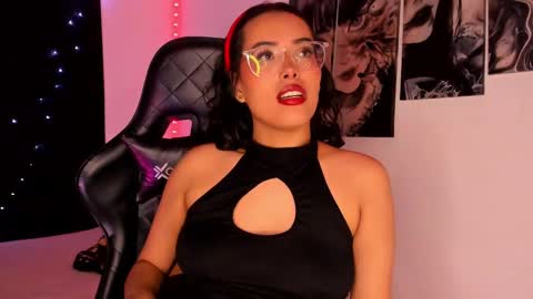 Snapshot of poison_willow chatting on 12-16-24, 08:48 Willow                      Hours 12pm to 630pm Colombian time FRIDAY AND SUNDAY FREE DAYS online show from 12-16-24, 08:48